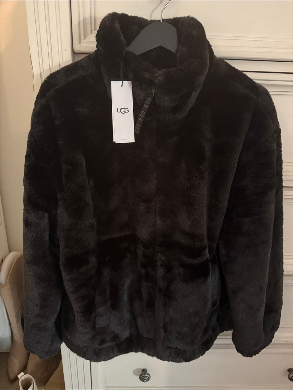 UGG Plush Teddy Jacket in Black